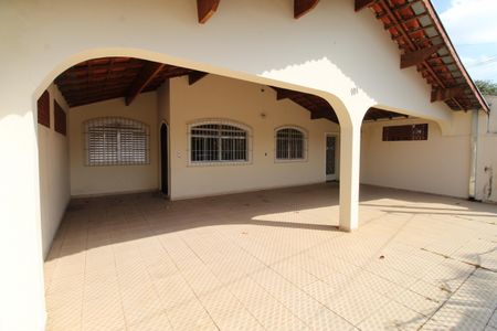 Garagem de casa para alugar com 3 quartos, 113m² em Jardim Satélite, São José dos Campos