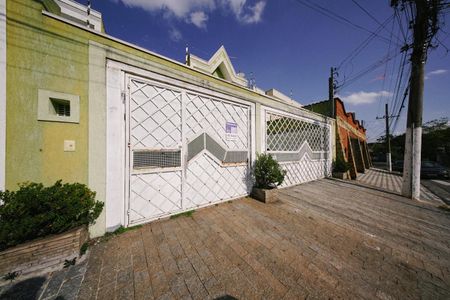 Fachada de casa à venda com 3 quartos, 115m² em Cidade Patriarca, São Paulo
