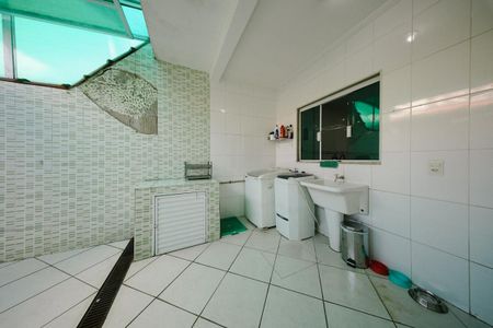 Casa à venda com 115m², 3 quartos e 2 vagas Casa à venda com 115m², 3 quartos e 2 vagasÁrea de Serviço