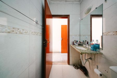 Casa à venda com 115m², 3 quartos e 2 vagas Casa à venda com 115m², 3 quartos e 2 vagasBanheiro da Suíte