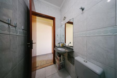 Casa à venda com 115m², 3 quartos e 2 vagas Casa à venda com 115m², 3 quartos e 2 vagasBanheiro