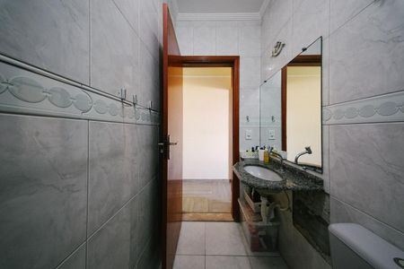 Casa à venda com 115m², 3 quartos e 2 vagas Casa à venda com 115m², 3 quartos e 2 vagasBanheiro