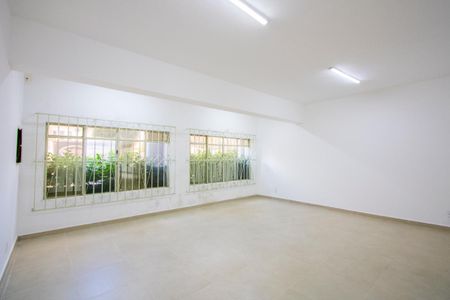 Sala de casa para alugar com 3 quartos, 360m² em Campestre, Santo André
