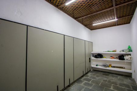 Casa para alugar com 360m², 3 quartos e 6 vagasEdícula