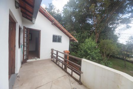 Casa de condomínio à venda com 300m², 3 quartos e 3 vagasvaranda 