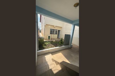 Casa para alugar com 150m², 2 quartos e 2 vagasÁrea externa