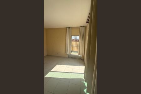 Casa para alugar com 150m², 2 quartos e 2 vagasQuarto