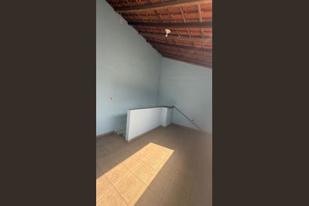 Casa para alugar com 150m², 2 quartos e 2 vagasÁrea externa