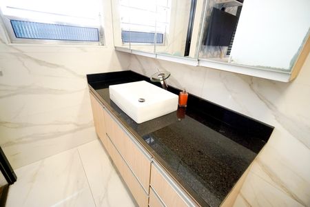Casa para alugar com 200m², 2 quartos e 2 vagas Casa para alugar com 200m², 2 quartos e 2 vagasPia