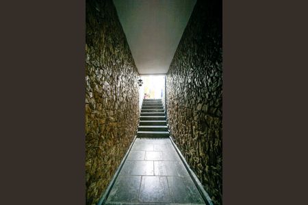 Casa para alugar com 200m², 2 quartos e 2 vagas Casa para alugar com 200m², 2 quartos e 2 vagasEntrada