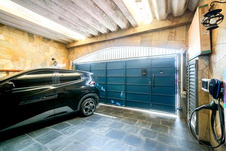 Casa para alugar com 200m², 2 quartos e 2 vagas Casa para alugar com 200m², 2 quartos e 2 vagasGaragem
