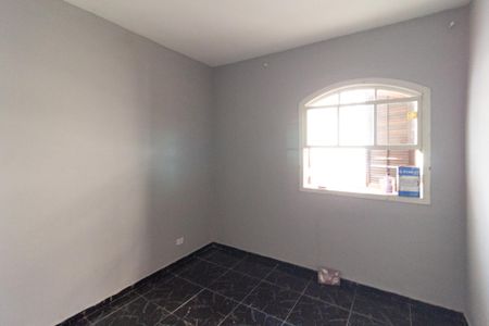 Quarto de casa para alugar com 1 quarto, 60m² em Vila Martins, Carapicuíba