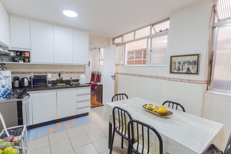 Apartamento para alugar com 116m², 4 quartos e 2 vagasCozinha