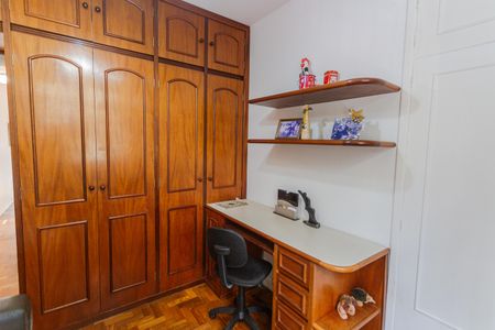 Apartamento para alugar com 116m², 4 quartos e 2 vagasQuarto 2