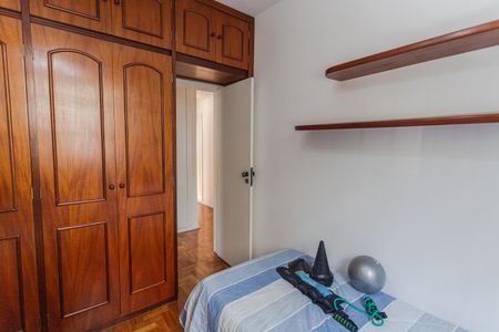 Apartamento para alugar com 116m², 4 quartos e 2 vagasQuarto 2