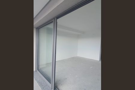 Apartamento à venda com 1 quarto, 25m² em Santo Amaro, São Paulo