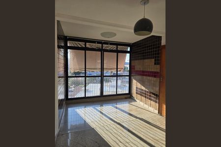 Apartamento à venda com 75m², 2 quartos e 2 vagas