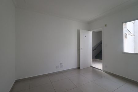 Sala de apartamento para alugar com 2 quartos, 37m² em Vila Pompeia, Ribeirão Preto