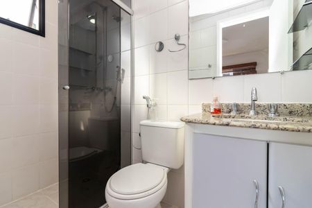 Apartamento à venda com 64m², 2 quartos e 1 vaga Apartamento à venda com 64m², 2 quartos e 1 vagaBanheiro da Suíte