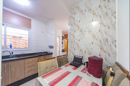 Casa à venda com 50m², 2 quartos e 1 vagaCozinha 