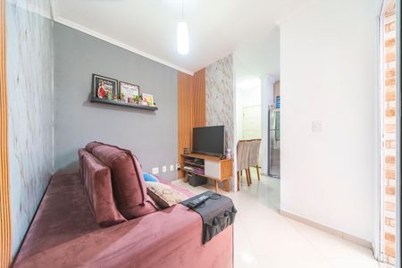 Casa à venda com 50m², 2 quartos e 1 vagaSala