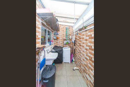 Casa à venda com 50m², 2 quartos e 1 vagaÁrea de Serviço