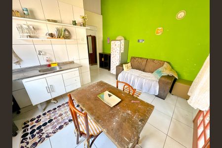Sala/Cozinha de apartamento para alugar com 1 quarto, 40m² em São João do Rio Vermelho, Florianópolis