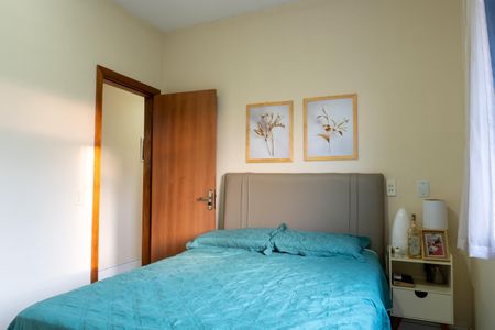 Apartamento à venda com 65m², 3 quartos e 1 vagaQuarto 2