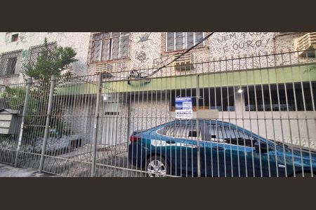 Apartamento à venda com 65m², 3 quartos e 1 vagaPlaca instalada