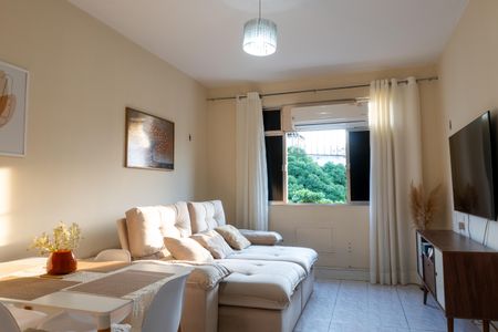 Apartamento à venda com 65m², 3 quartos e 1 vagaSala