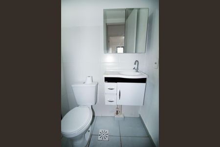Apartamento para alugar com 41m², 2 quartos e sem vagaBanheiro