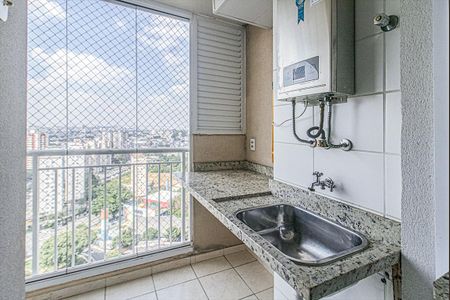 Apartamento para alugar com 55m², 2 quartos e 1 vagacozinha e área de serviço compartilhadas_5