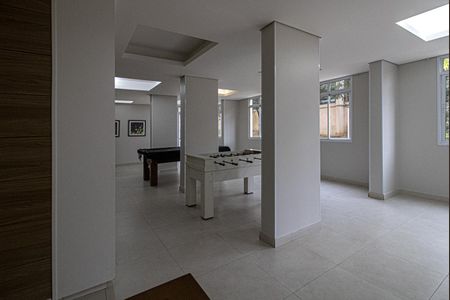 Apartamento para alugar com 55m², 2 quartos e 1 vagasala de jogos_4