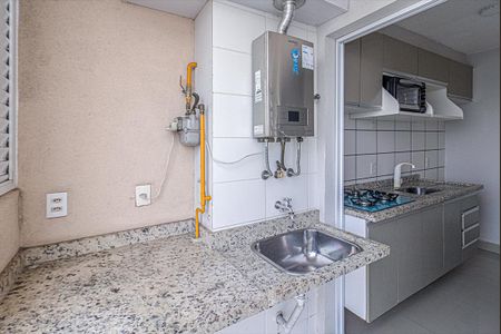 Apartamento para alugar com 55m², 2 quartos e 1 vagacozinha e área de serviço compartilhadas_6