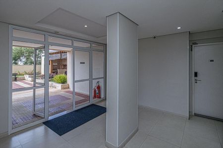 Apartamento para alugar com 55m², 2 quartos e 1 vagahall de entrada_2