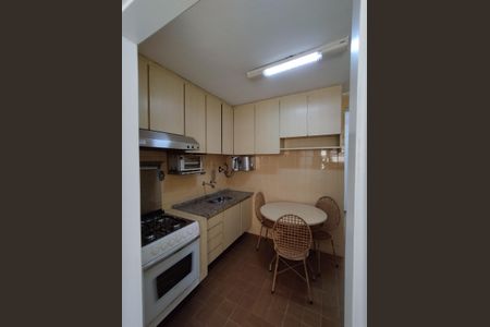 Apartamento para alugar com 67m², 2 quartos e 1 vagaCozinha - Armários