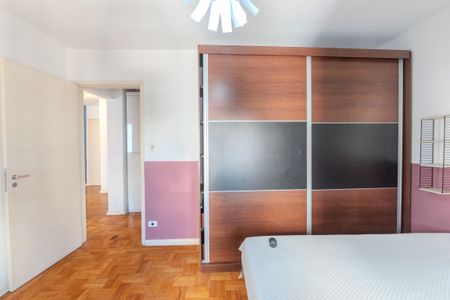 Apartamento à venda com 60m², 1 quarto e 1 vagaQuarto