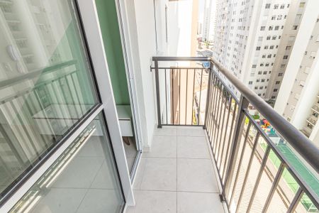 Apartamento para alugar com 27m², 1 quarto e sem vaga Apartamento para alugar com 27m², 1 quarto e sem vagaVaranda da Sala/Cozinha