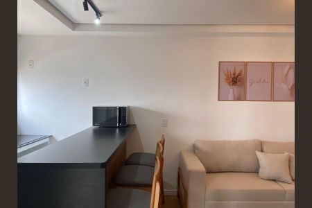 Apartamento para alugar com 39m², 1 quarto e 1 vaga Apartamento para alugar com 39m², 1 quarto e 1 vagaSala - Cozinha