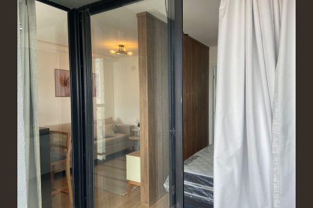Apartamento para alugar com 39m², 1 quarto e 1 vaga Apartamento para alugar com 39m², 1 quarto e 1 vagaVaranda e Área de Serviço