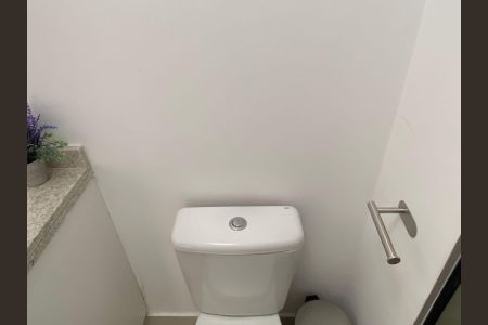 Apartamento para alugar com 39m², 1 quarto e 1 vaga Apartamento para alugar com 39m², 1 quarto e 1 vagaBanheiro da Suíte