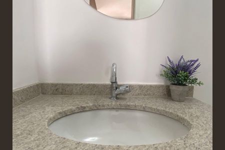 Apartamento para alugar com 39m², 1 quarto e 1 vaga Apartamento para alugar com 39m², 1 quarto e 1 vagaBanheiro da Suíte