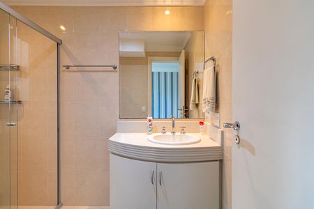 Apartamento à venda com 261m², 4 quartos e 4 vagas
