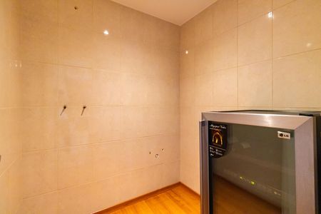Apartamento à venda com 261m², 4 quartos e 4 vagas
