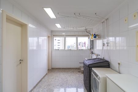 Apartamento à venda com 261m², 4 quartos e 4 vagas