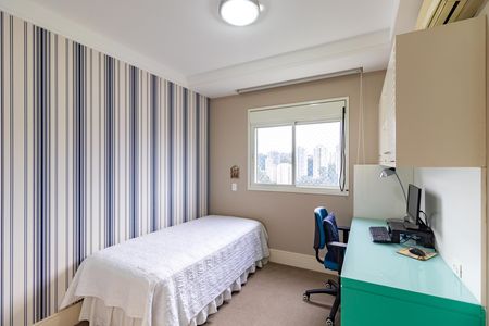 Apartamento à venda com 261m², 4 quartos e 4 vagas
