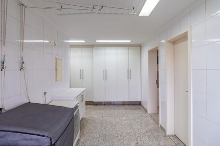 Apartamento à venda com 261m², 4 quartos e 4 vagas
