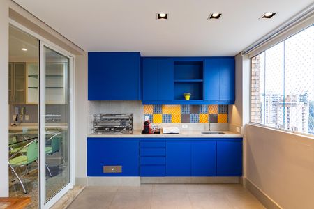 Apartamento à venda com 261m², 4 quartos e 4 vagas