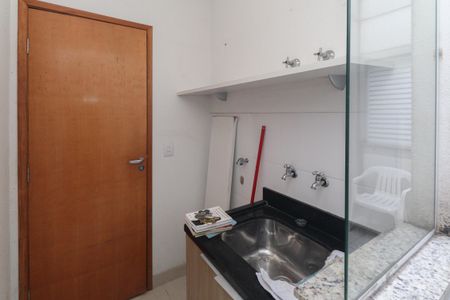 Apartamento para alugar com 47m², 1 quarto e sem vagaÁrea de Serviço