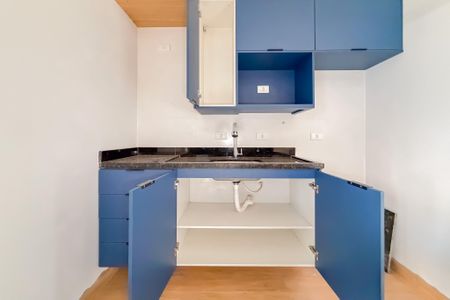 Studio à venda com 27m², 1 quarto e sem vaga Studio à venda com 27m², 1 quarto e sem vagaCozinha - Armários